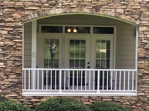 On the Green - 2 bedroom/2 bath condo overlooking the 9th green