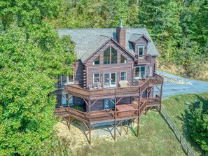 Exterior - Appalachian View - 3BR, 2.5BA, VIEWS!, Private, Hot Tub, Fenced Yard, Fire Pit (Waynesville)