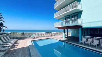 Outdoor pool, a heated pool