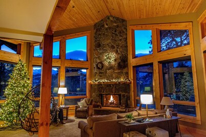 Stunning Home!  Rare Views & Ultimate Privacy – Perfect Location Bordering RMNP!