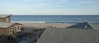 360 Degree OCEAN and BAY Views! Weekly Summer rentals Sunday to Sunday