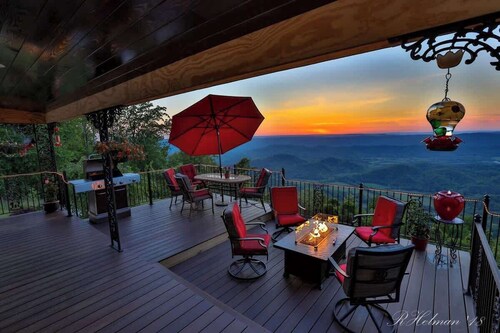 Ray's Place on Lookout Mountain