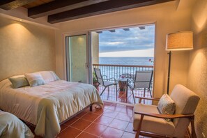 3 Schlafzimmer, Zimmersafe, Bügeleisen/Bügelbrett, Reisekinderbett