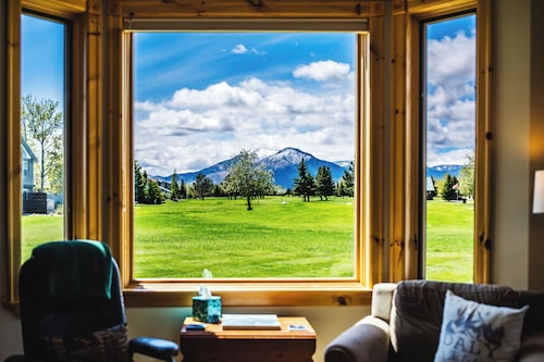 Golf Course Home amazing Mtn-Views/HotTub/Star Gazing/Ski/Hike/Golf/Gather/WiFi