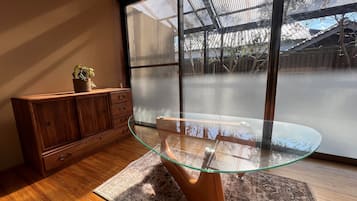 Basic House | 4 bedrooms, free WiFi, bed sheets