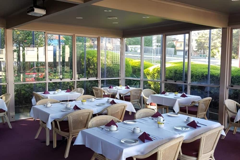 Ringwood Lake Inn