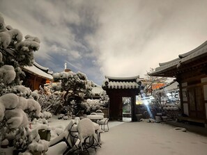 Exterior - Hanok Hyeyum (Jeonju)