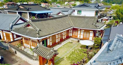 Hanok Hyeyum