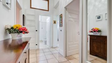 Apartment, 2 Bedrooms, Non Smoking | 2 bedrooms, iron/ironing board, free cribs/infant beds, free WiFi