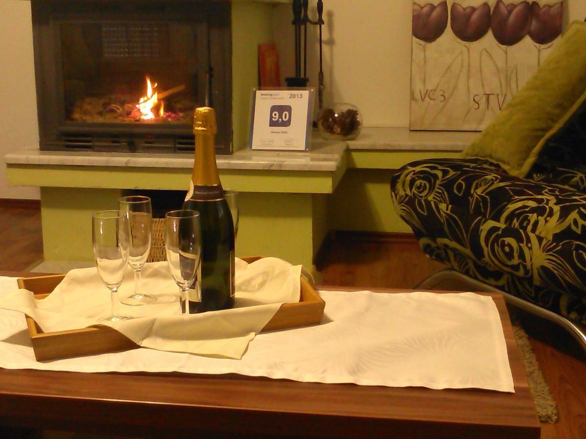 Comfort Double Room, 1 Katil Raja (King), Balcony | 1 bilik tidur, peti besi dalam bilik, kalis bunyi 