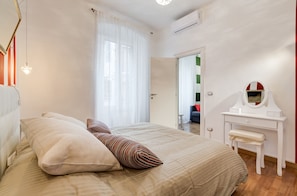 Apartment, 2 Schlafzimmer, Nichtraucher, Küche | 2 Schlafzimmer, Bügeleisen/Bügelbrett, kostenlose Babybetten