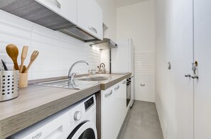 Apartment, 2 Schlafzimmer, Nichtraucher, Küche | Eigene Küche | Kühlschrank, Ofen, Herdplatte, Geschirrspüler