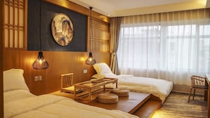 Minibar, in-room safe, desk, blackout drapes - Jiangnanxi Hotel (Guangzhou)