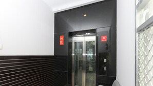 Unclassified image, 3 of 30, button - OYO 15857 Saibala Budget Hotel (Chennai)