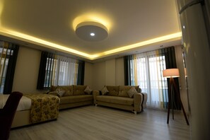 基础客房 | 起居区 | 液晶电视