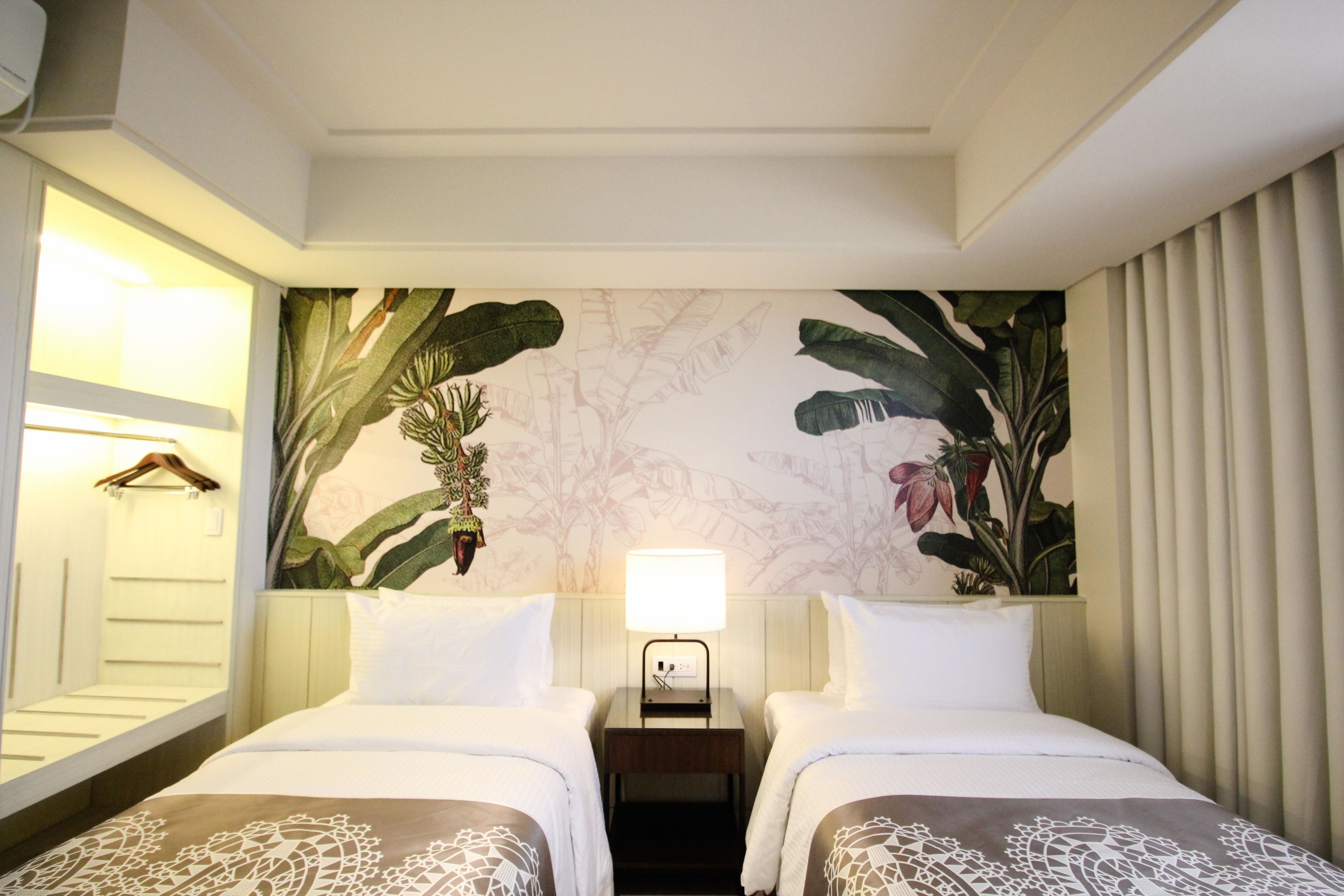 twin room | 1 bedroom, in-room safe, desk, free wifi