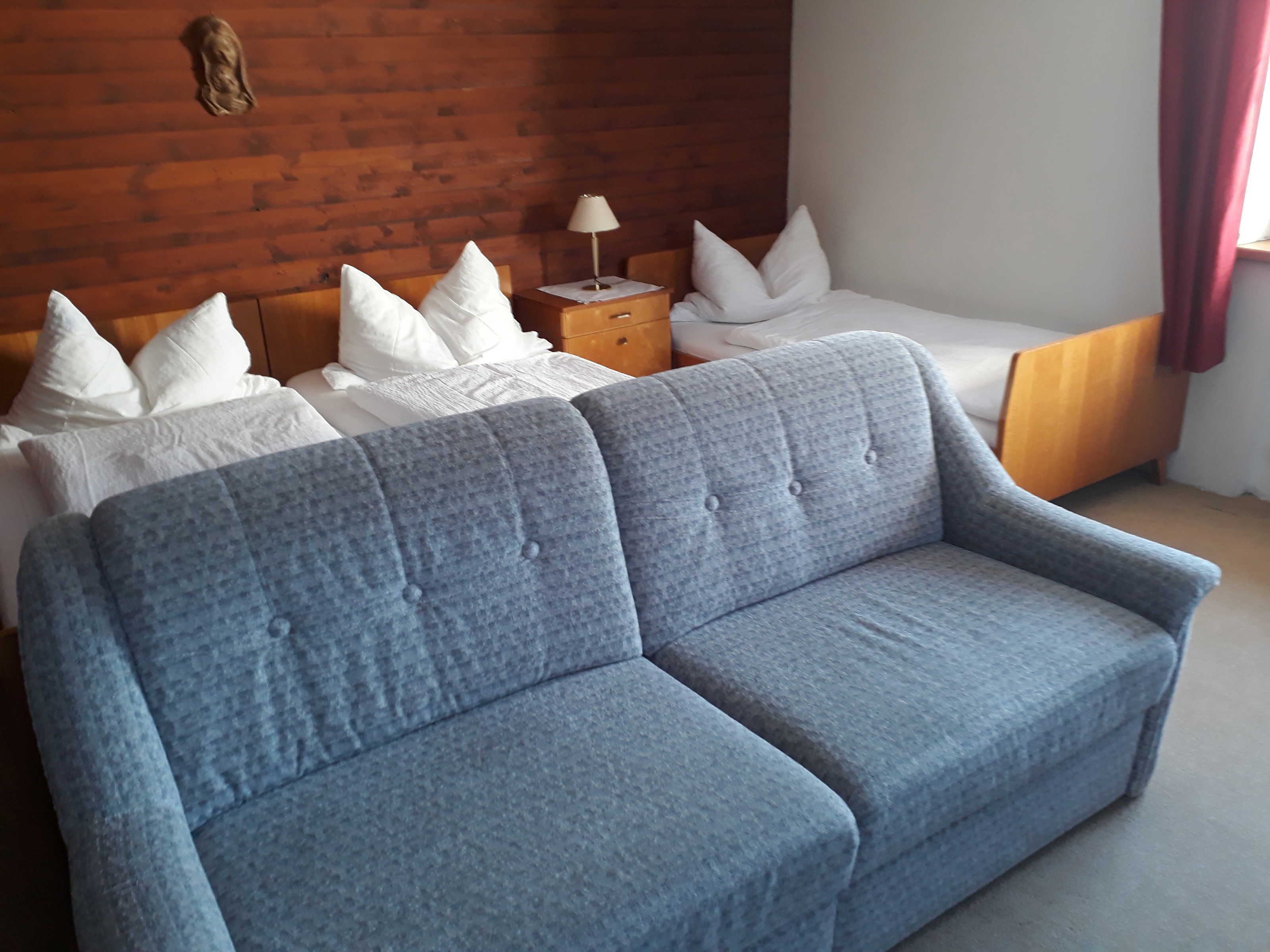 1 室のベッドルーム、デスク、WiFi、ベッドシーツ