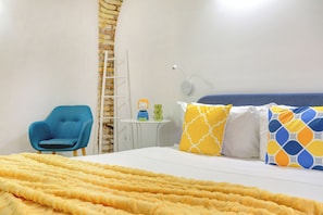 Apartment, 1 Schlafzimmer | Bügeleisen/Bügelbrett, Reisekinderbett, kostenloses WLAN, Bettwäsche