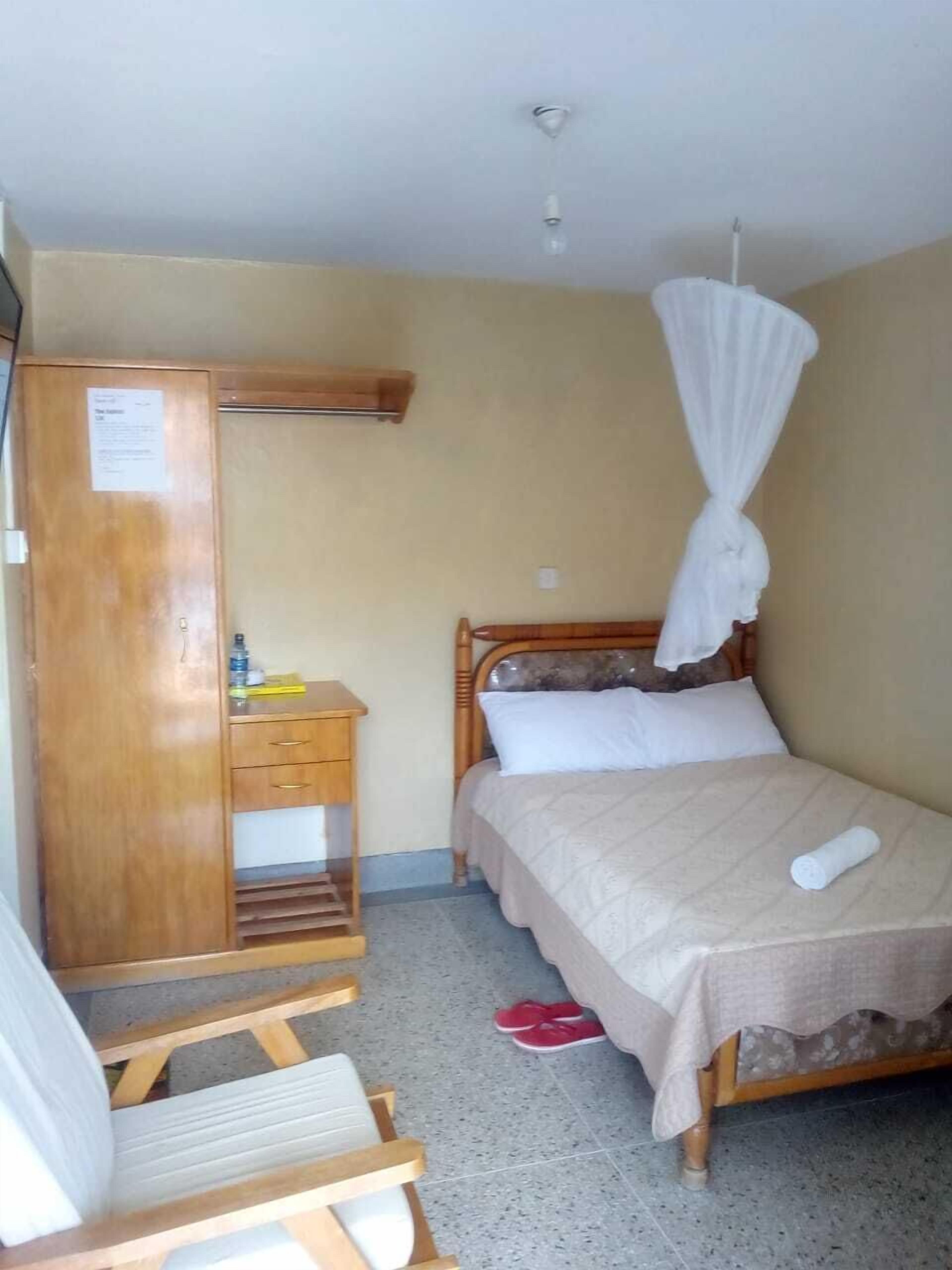 Racecourse Inn Hotel