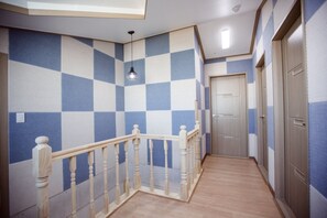 Hallway - Kirin Guesthouse - Hostel (Jeonju)