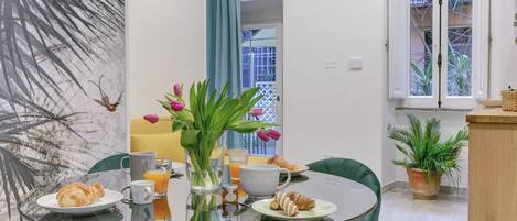 Apartment, 2 Schlafzimmer, Gartenblick | Wohnbereich