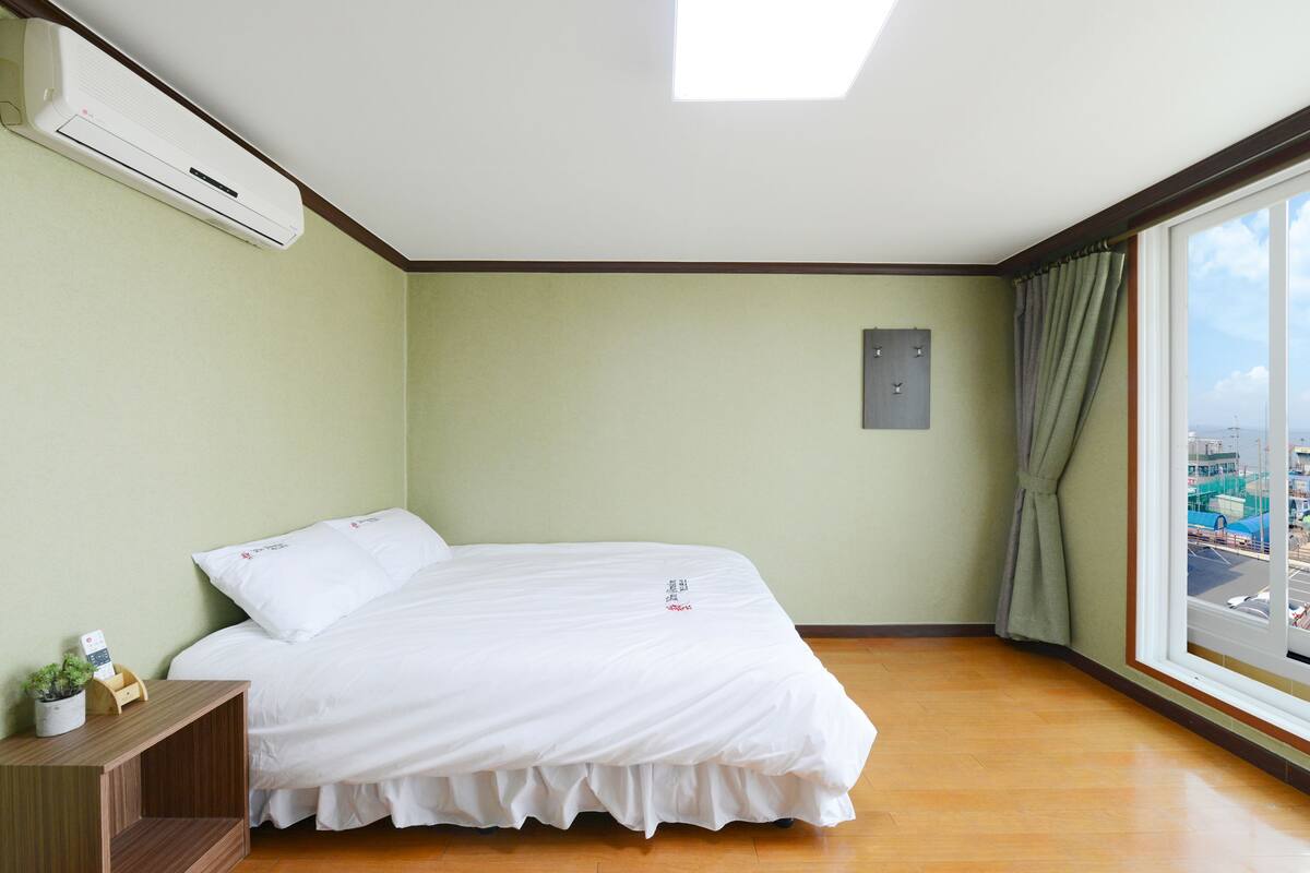 客房 (Queen Bed, Kitchenette) | 免費無線上網