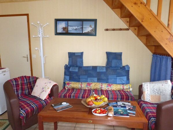 Cottage | Living area
