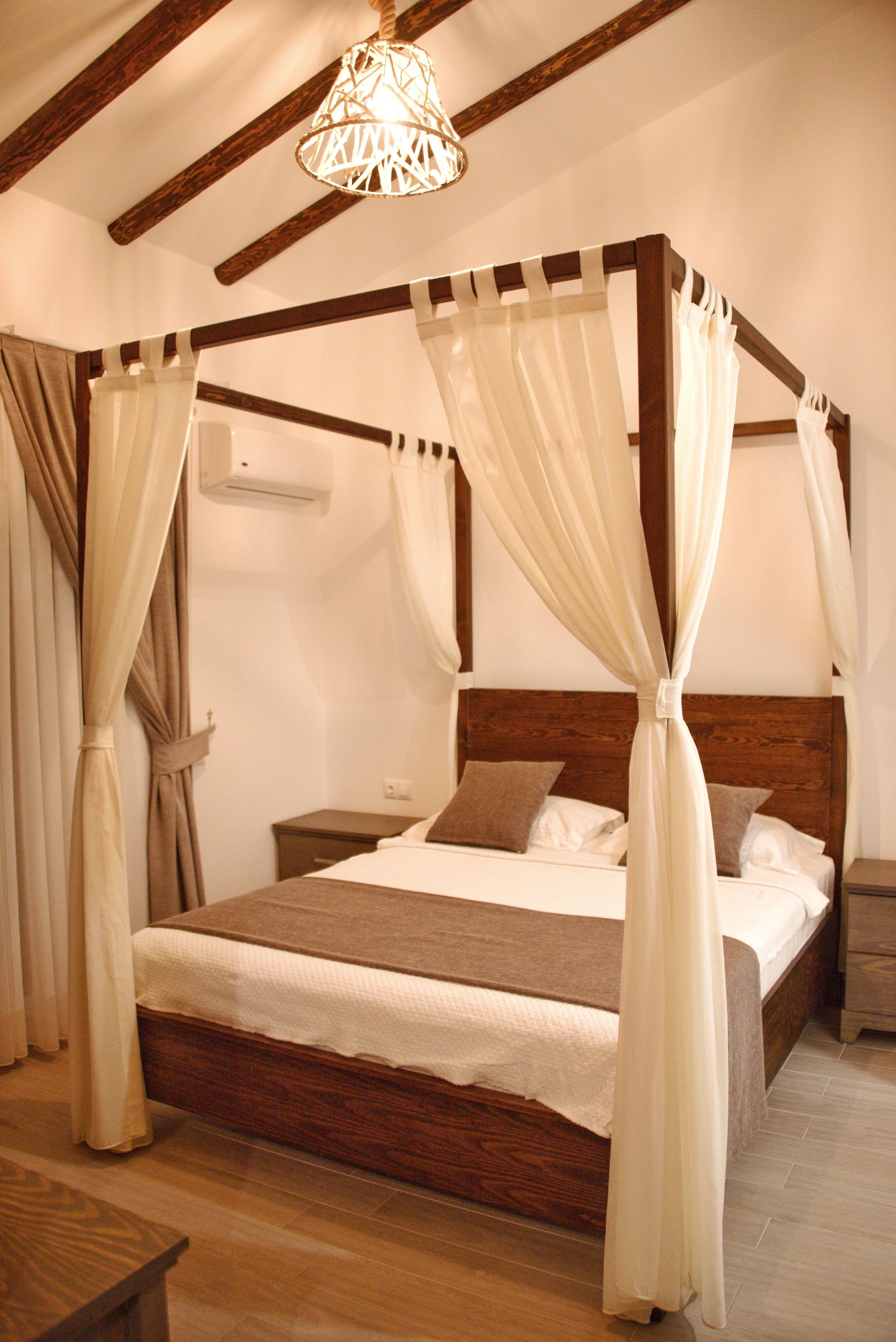 exclusive villa | premium bedding, down duvets, free minibar items, in-room safe