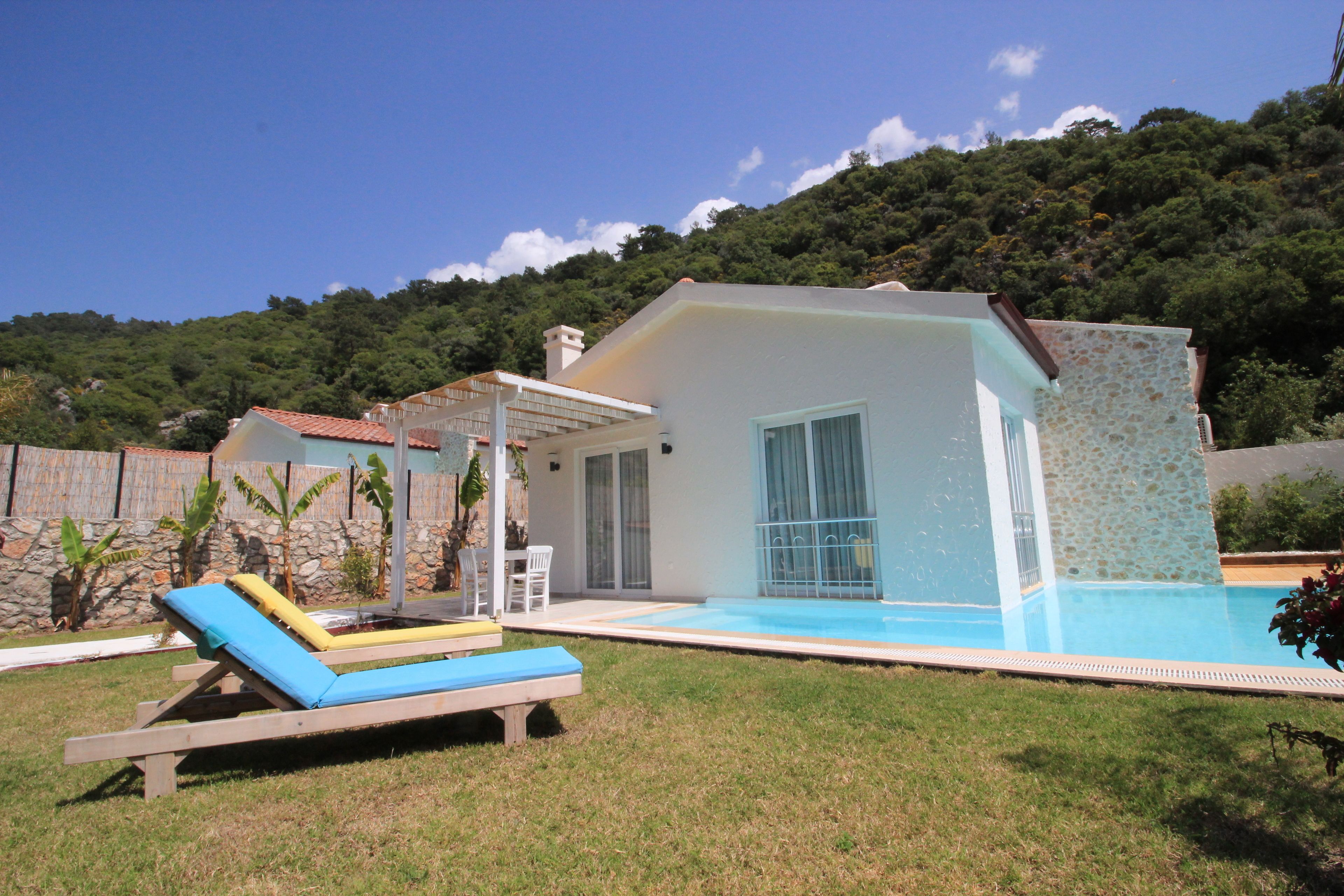 exclusive villa | balcony view