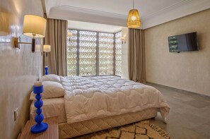 Villa de lujo (4 Suites Luxe) | 4 habitaciones, escritorio y insonorización 