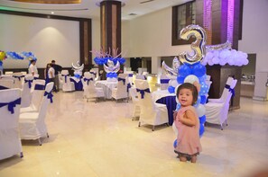 Banquet hall