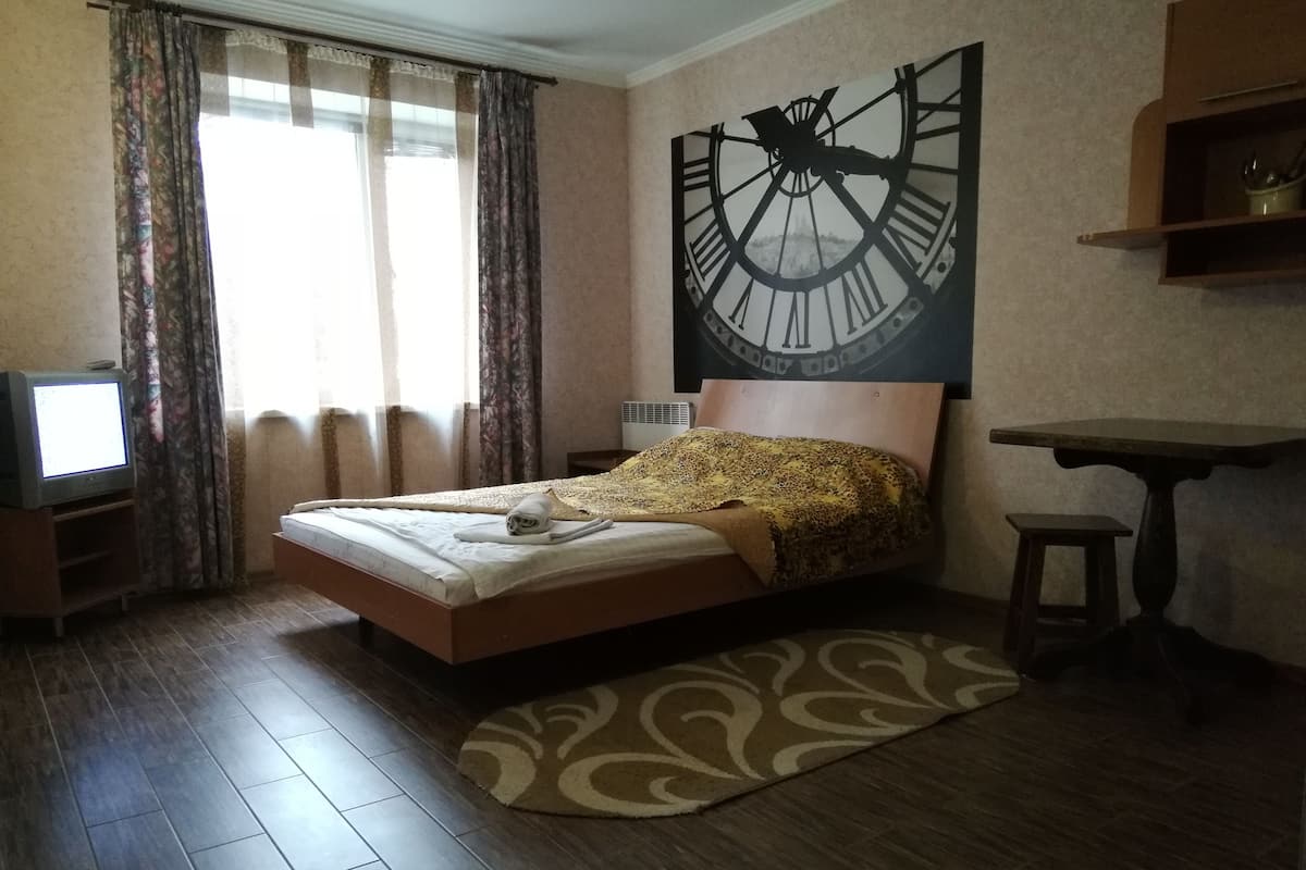 Basic Studio with the Kitchen in the city center | 1 bedroom, premium bedding, iron/ironing board