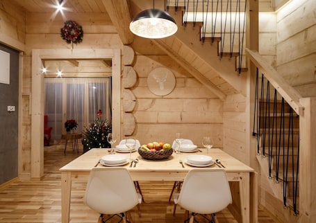 Refrigerador, microondas, placa de cocina, lavavajillas