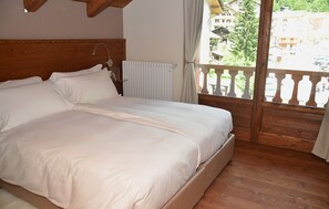 Superior Apartment | Soundproofing, rollaway beds, free WiFi, bed sheets - Residence Orma (Alagna Valsesia)