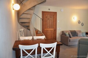 Deluxe Apartment | Soundproofing, rollaway beds, free WiFi, bed sheets - Residence Orma (Alagna Valsesia)