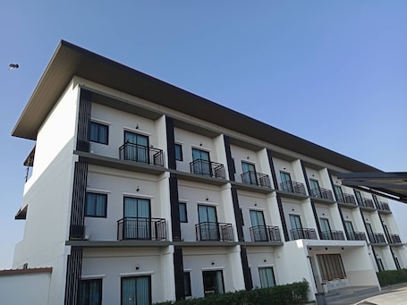 Front of property. The Zen Hotel Yasothon