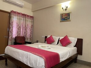 Executive-Zimmer, 1 King-Bett, Nichtraucher, Stadtblick | Bettwäsche aus ägyptischer Baumwolle, hochwertige Bettwaren