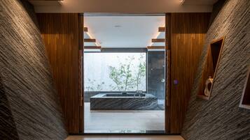 Signature Double Room | Individually decorated, desk, blackout drapes, soundproofing