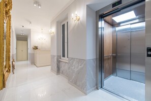 Reception - Central Square Heritage Hotel (Split)