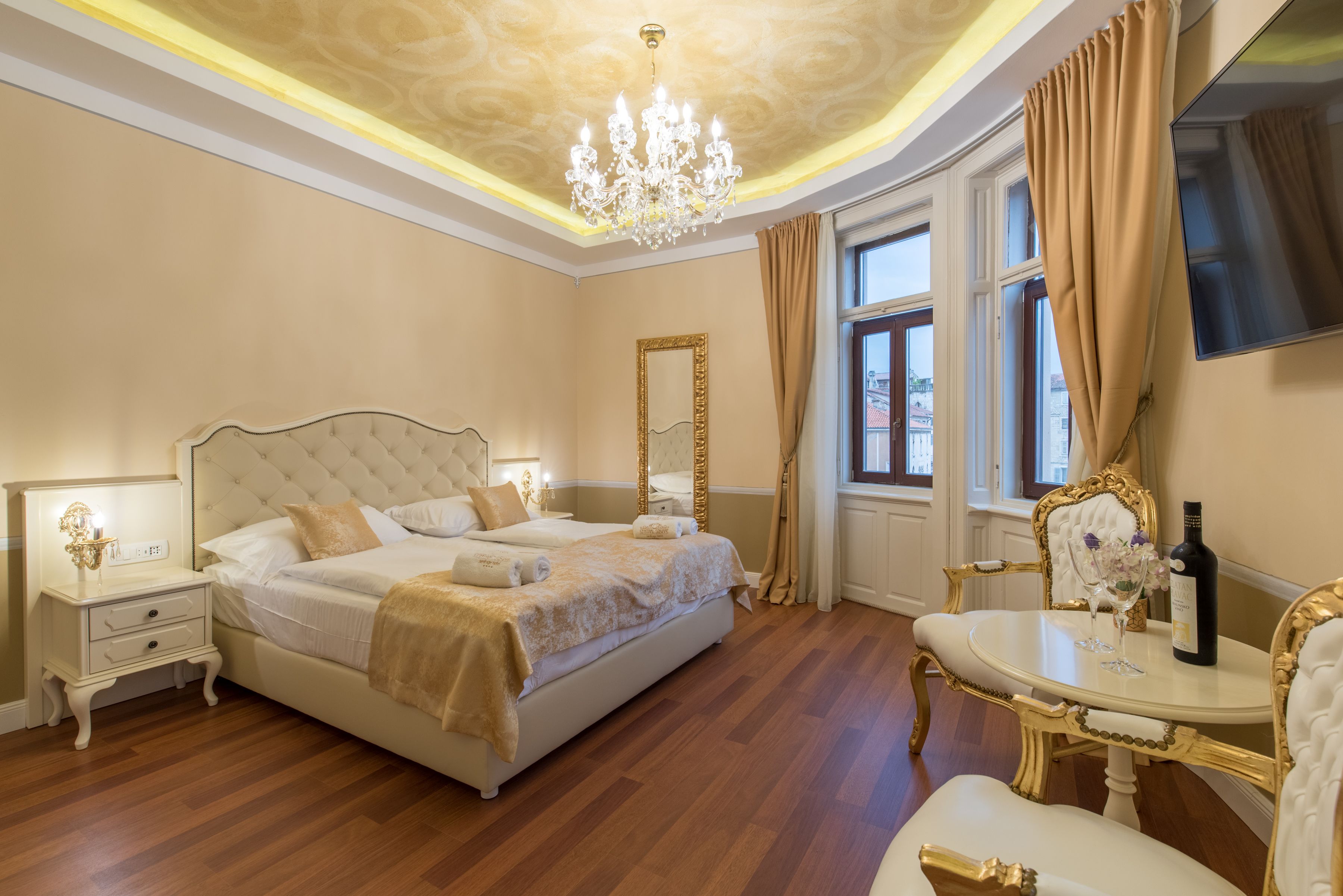 Photo - Central Square Heritage Hotel