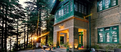 Overnatningsstedets facade