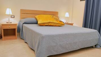 Chambre Familiale, 1 chambre | 1 chambre, lits bébé (en supplément)