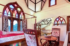 Deluxe Room | In-room safe, blackout drapes, iron/ironing board, rollaway beds