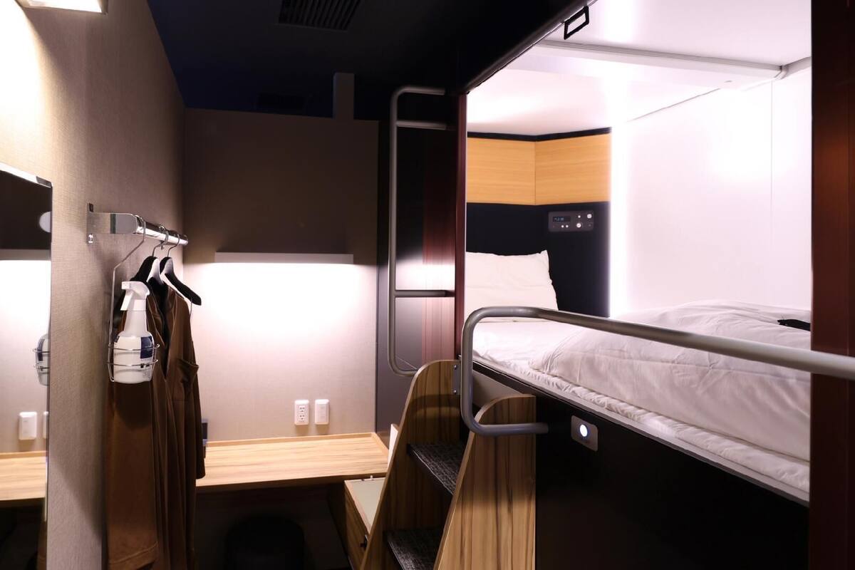 Down duvets, in-room safe, blackout curtains