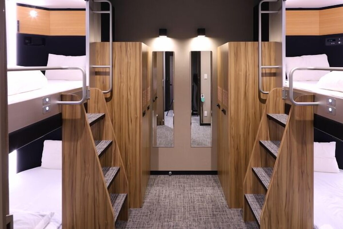 Down duvets, in-room safe, blackout curtains