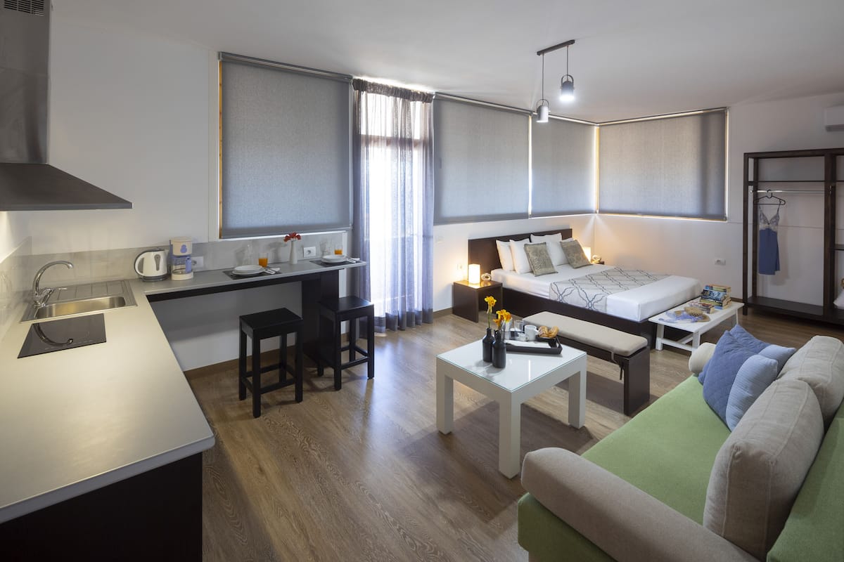 Studio, vue mer | 1 chambre, bureau, espace de travail pour ordinateur portable