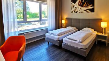 1 bedroom, hypo-allergenic bedding, in-room safe, desk