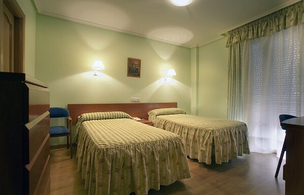 Free WiFi, bed sheets