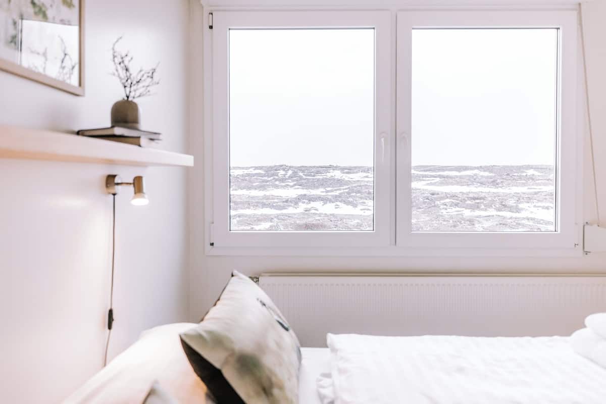 Camera con letto matrimoniale o 2 letti singoli, bagno privato | Tende oscuranti, culle/letti per bambini (gratuiti), Wi-Fi gratuito