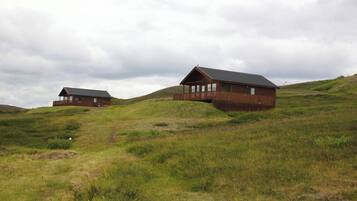 Cottage, 2 Bedrooms | Front of property